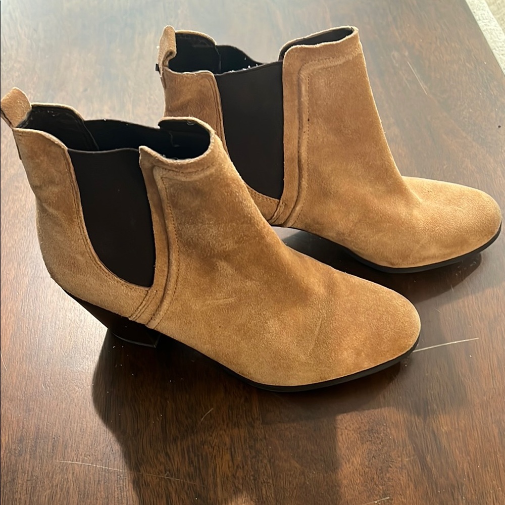 Sam Edelman Layla Tan and Black Ankle Booties with Suede Finish